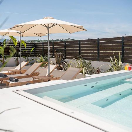 Sol Luxury Apartment - Close To The Beach With A Private Mini Pool La Canée Extérieur photo