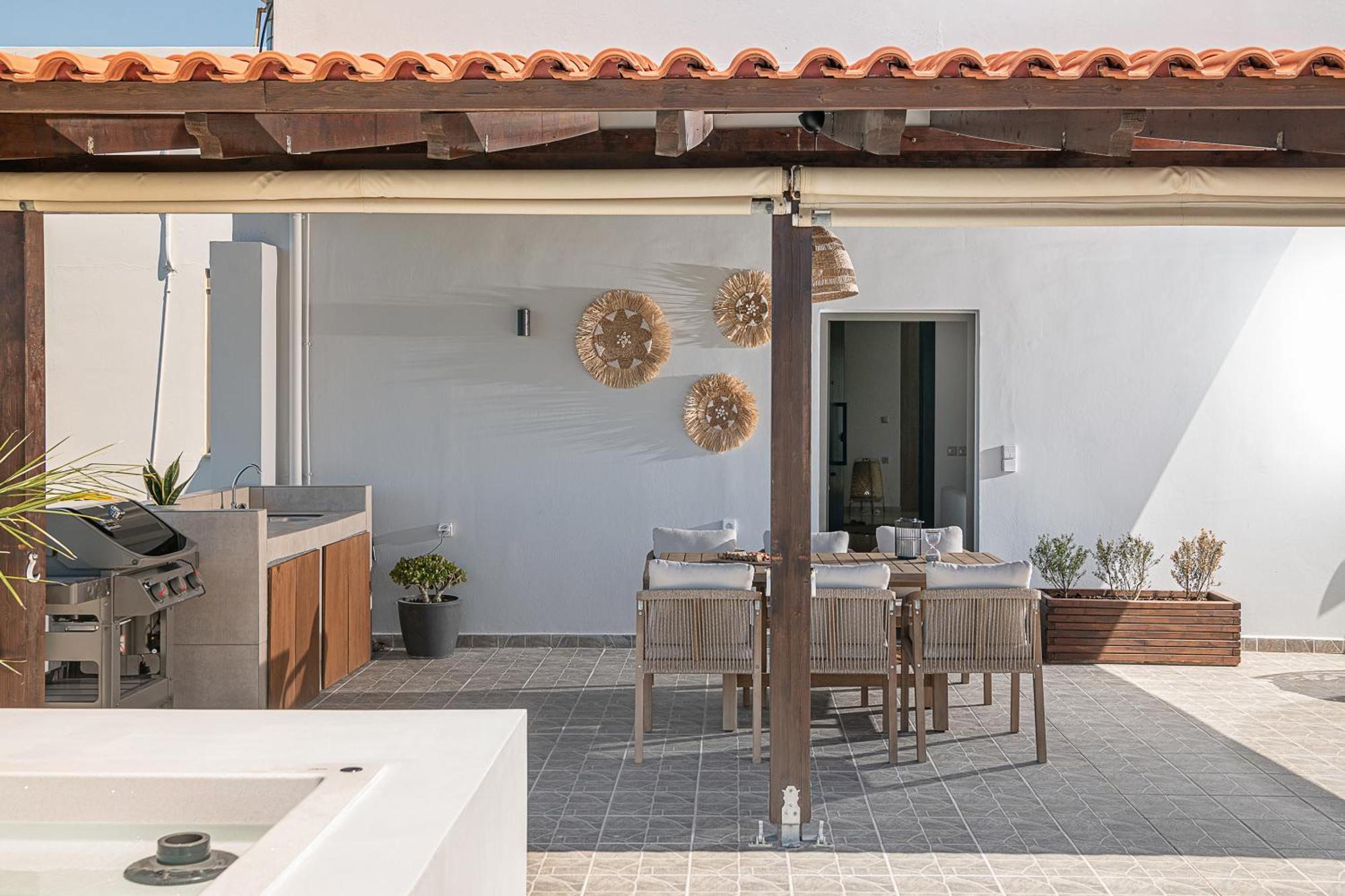 Sol Luxury Apartment - Close To The Beach With A Private Mini Pool La Canée Extérieur photo