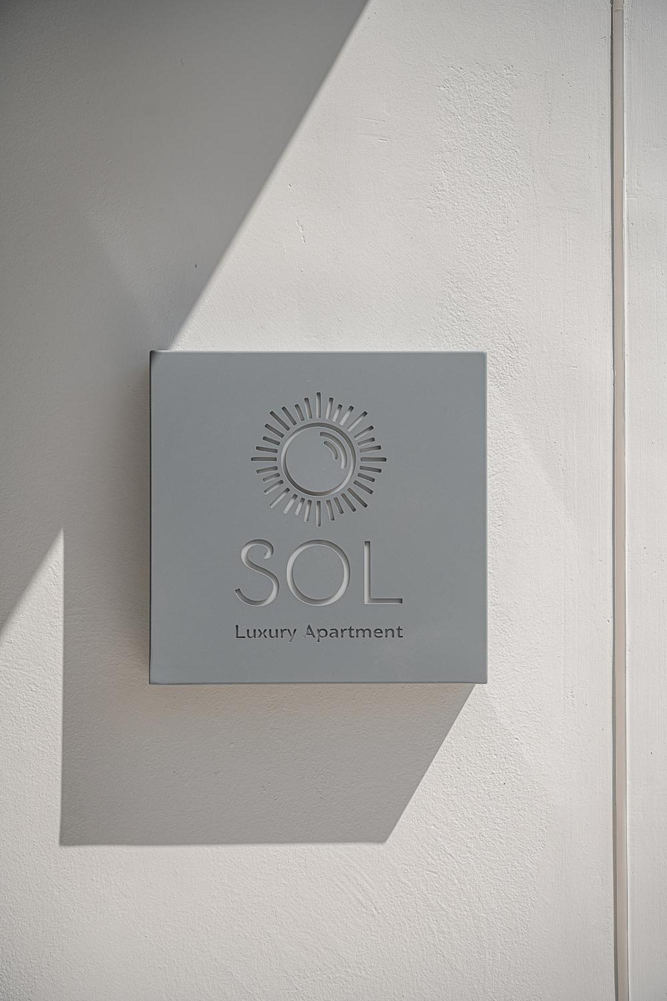 Sol Luxury Apartment - Close To The Beach With A Private Mini Pool La Canée Extérieur photo